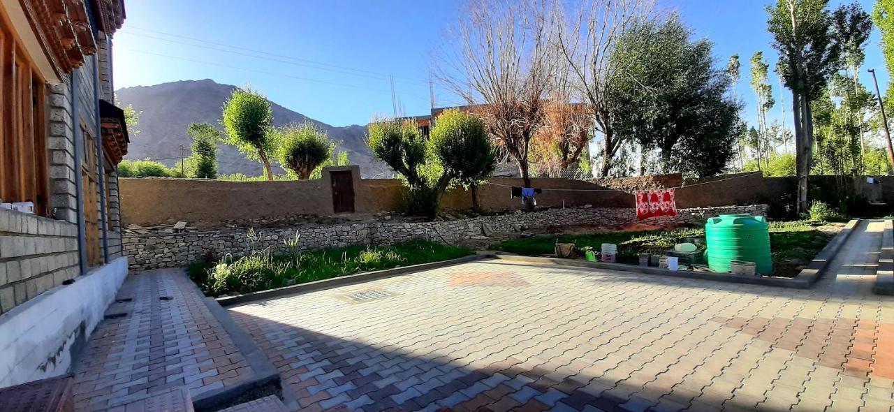 Ladakh Country Inn レー エクステリア 写真